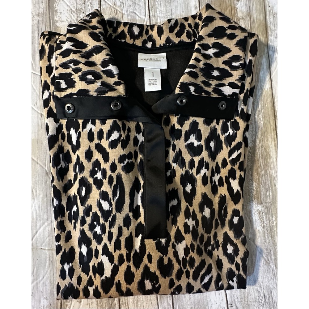 EUC Chico's Long Sleeve Snap Up Pull‎ Over Top Leopard Print Size 1(u.s. 8)